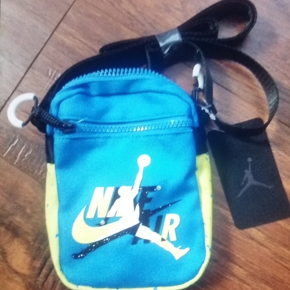 Jordan Sling Pack